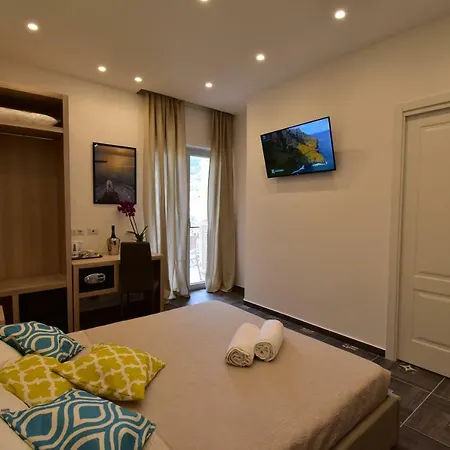 Bed & Breakfast Effe Sorrento